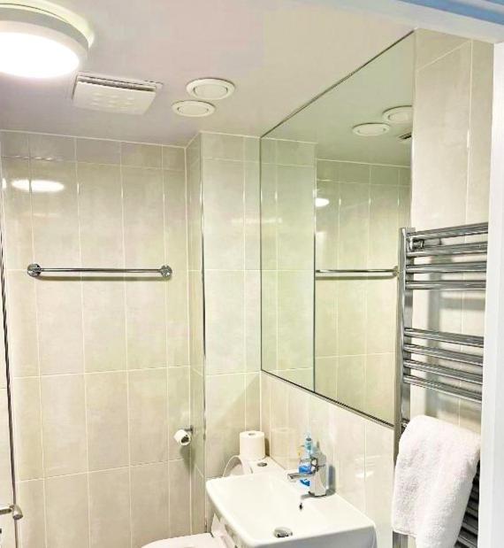 הוילה אדינבורו 3 Bed House With Parking Near Airport מראה חיצוני תמונה